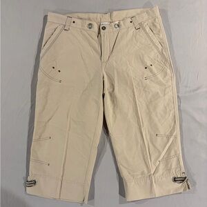 Columbia Women's Tan Bermudas Size Medium